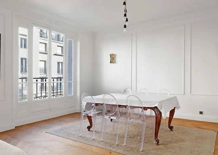 Mendes, De Prestige Parisien * Paris